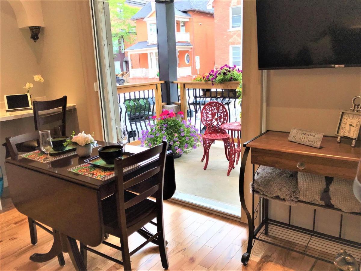 Ottawa Downtown Executive Apartment Retreat With Private Balcony Near Bank Street - Sleep Max 2 Ngoại thất bức ảnh