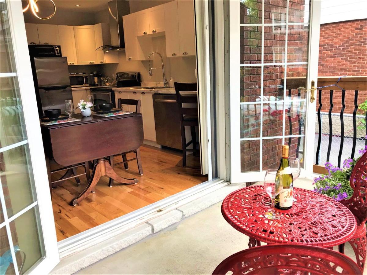 Ottawa Downtown Executive Apartment Retreat With Private Balcony Near Bank Street - Sleep Max 2 Ngoại thất bức ảnh